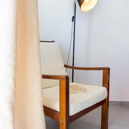 Spacious Cozy Seaview In Apartment *