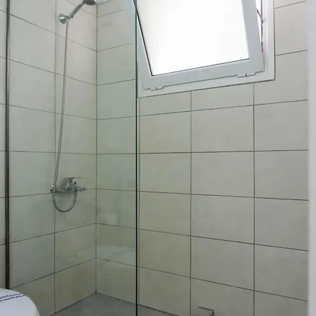 Spacious Cozy Seaview In Heraklion (Crete)